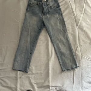 Kensie Blue Cropped Ankle Jeans with Classic Fading